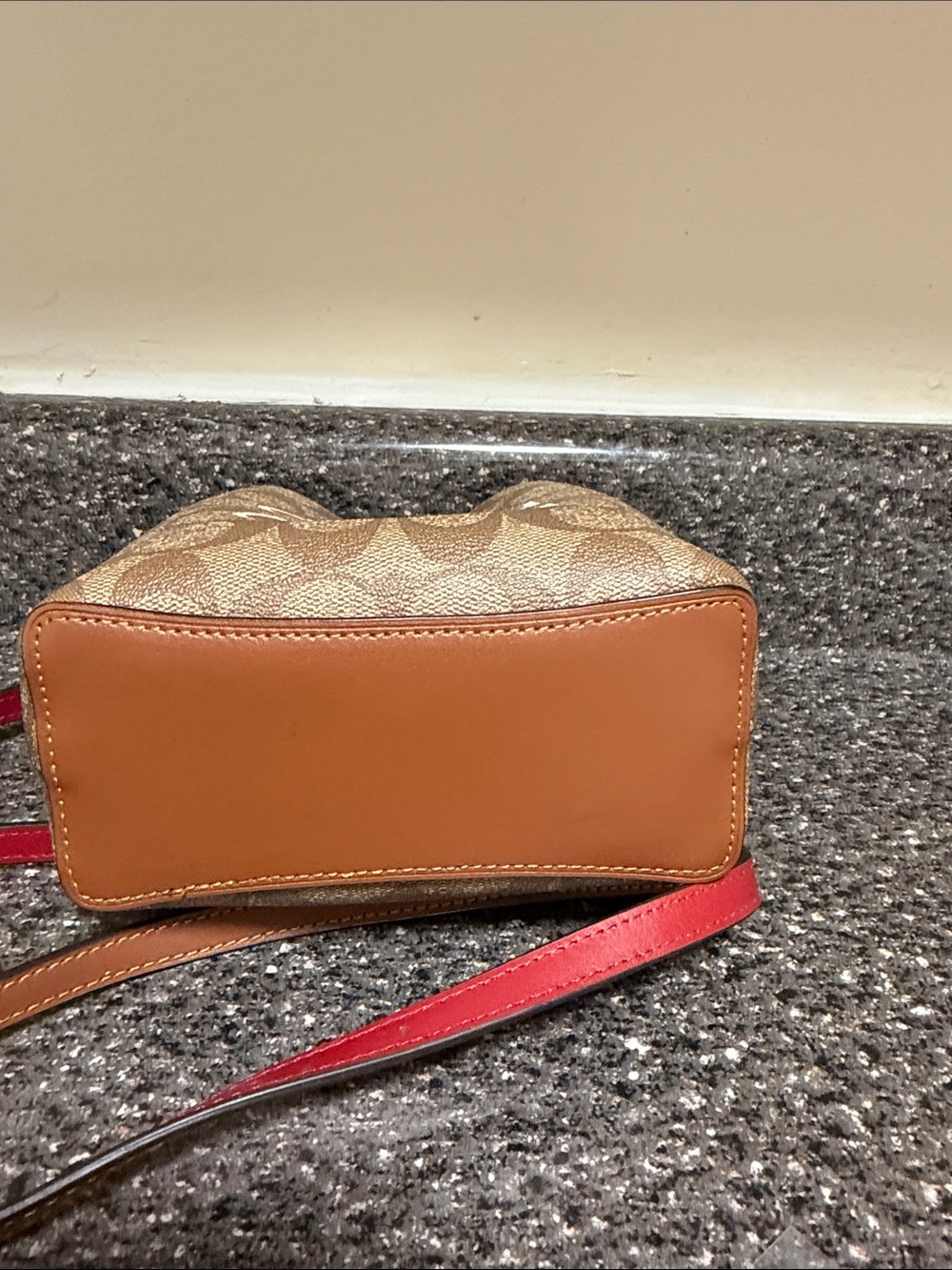 Coach mini town bucket bag in signature canvas with Coach Radial Rainbow NWOT - Picture 4 of 8